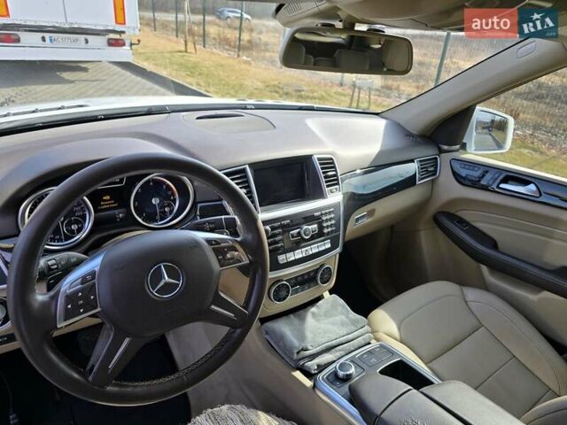 Білий Мерседес М-Клас, об'ємом двигуна 2.99 л та пробігом 235 тис. км за 19700 $, фото 12 на Automoto.ua