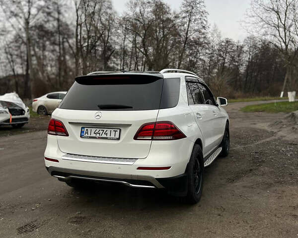 Білий Мерседес М-Клас, об'ємом двигуна 3.5 л та пробігом 148 тис. км за 18000 $, фото 2 на Automoto.ua