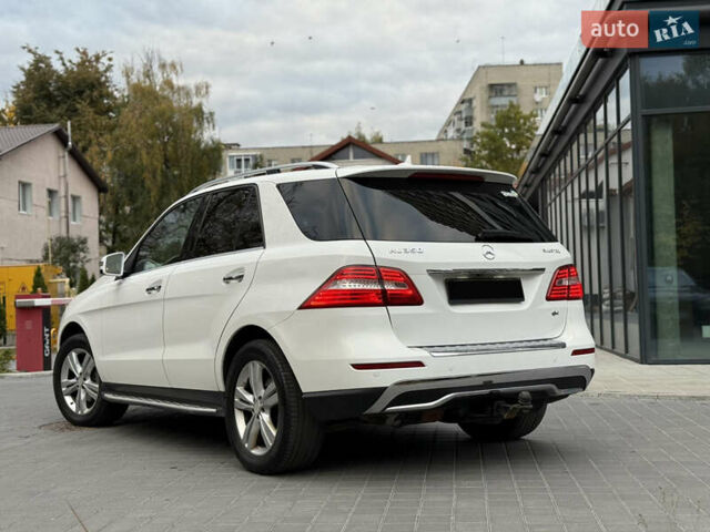 Мерседес М-Класс 2014 в Львове на Automoto.ua Белый Мерседес М-Класс, объемом двигателя 2.99 л и пробегом 279 тыс. км за 22800 $, фото 14 на Automoto.ua