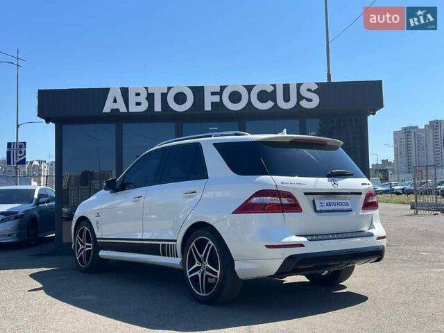 Білий Мерседес М-Клас, об'ємом двигуна 4.66 л та пробігом 270 тис. км за 16990 $, фото 6 на Automoto.ua