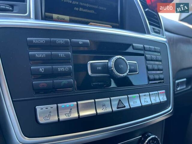 Белый Мерседес М-Класс, объемом двигателя 4.66 л и пробегом 270 тыс. км за 17990 $, фото 27 на Automoto.ua