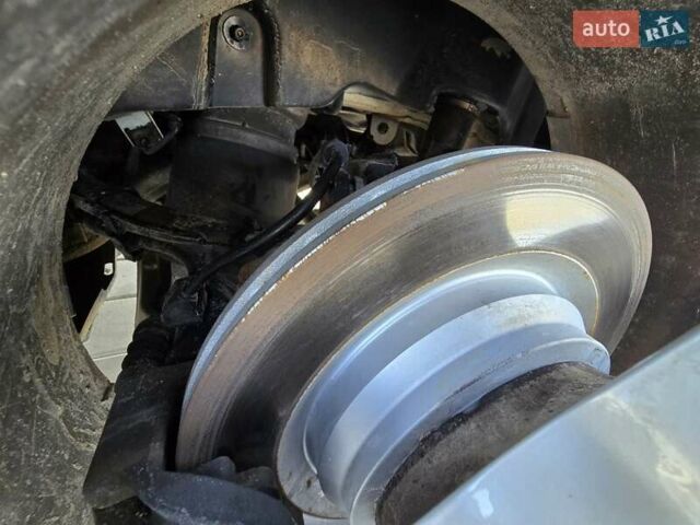 Білий Мерседес М-Клас, об'ємом двигуна 2.99 л та пробігом 235 тис. км за 19700 $, фото 40 на Automoto.ua