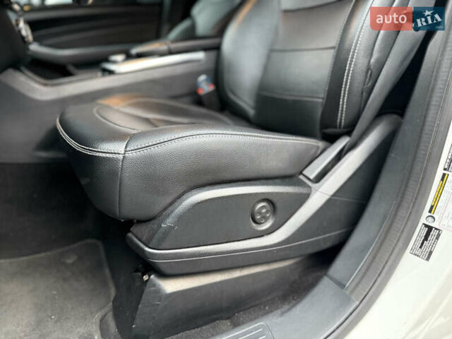 Мерседес М-Класс 2014 в Львове на Automoto.ua Белый Мерседес М-Класс, объемом двигателя 2.99 л и пробегом 279 тыс. км за 22800 $, фото 20 на Automoto.ua