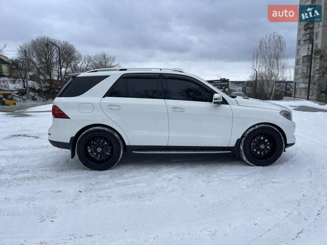 Белый Мерседес М-Класс, объемом двигателя 3.5 л и пробегом 149 тыс. км за 18500 $, фото 8 на Automoto.ua