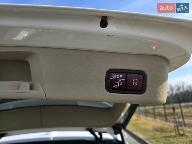 Білий Мерседес М-Клас, об'ємом двигуна 2.99 л та пробігом 235 тис. км за 19700 $, фото 20 на Automoto.ua