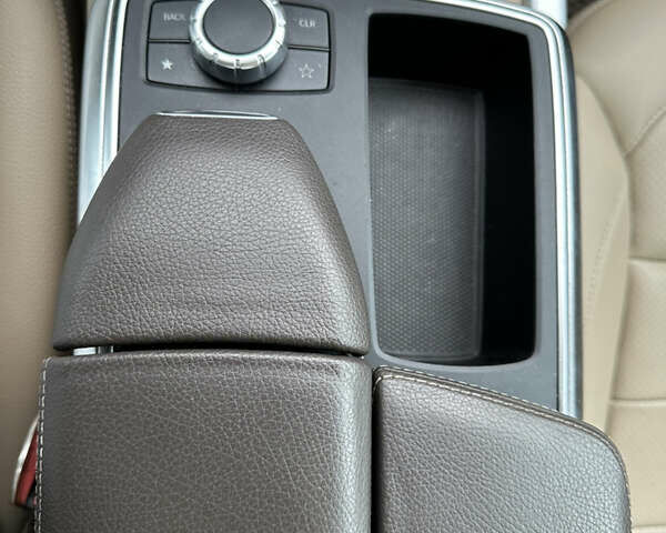 Білий Мерседес М-Клас, об'ємом двигуна 3.5 л та пробігом 196 тис. км за 20900 $, фото 30 на Automoto.ua