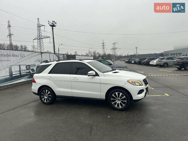 Белый Мерседес М-Класс, объемом двигателя 2.14 л и пробегом 282 тыс. км за 18900 $, фото 28 на Automoto.ua