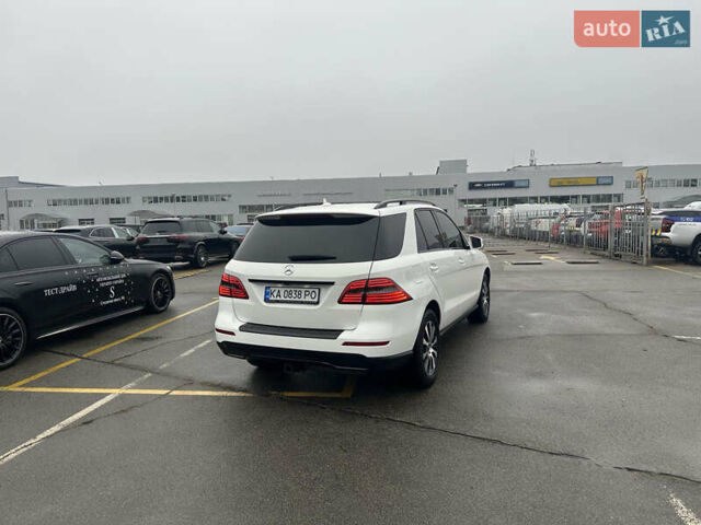 Белый Мерседес М-Класс, объемом двигателя 2.14 л и пробегом 282 тыс. км за 18900 $, фото 21 на Automoto.ua