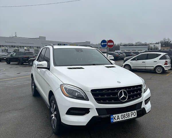 Белый Мерседес М-Класс, объемом двигателя 2.14 л и пробегом 282 тыс. км за 18900 $, фото 13 на Automoto.ua