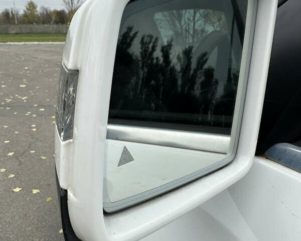 Білий Мерседес М-Клас, об'ємом двигуна 3.5 л та пробігом 196 тис. км за 20900 $, фото 17 на Automoto.ua