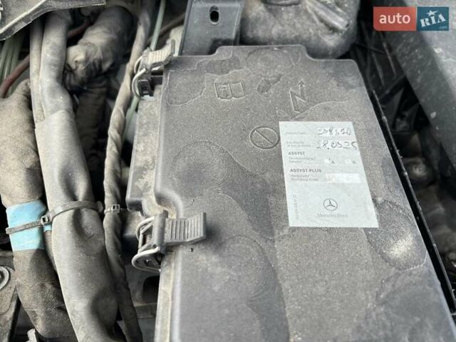 Белый Мерседес М-Класс, объемом двигателя 2.99 л и пробегом 253 тыс. км за 22800 $, фото 32 на Automoto.ua