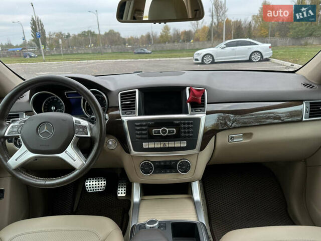 Білий Мерседес М-Клас, об'ємом двигуна 3.5 л та пробігом 196 тис. км за 20900 $, фото 16 на Automoto.ua