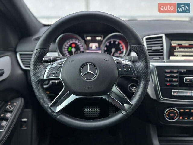 Мерседес М-Класс 2015 в Киеве на Automoto.ua Белый Мерседес М-Класс, объемом двигателя 3 л и пробегом 152 тыс. км за 27900 $, фото 22 на Automoto.ua