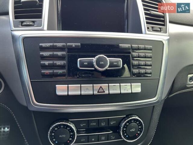 Белый Мерседес М-Класс, объемом двигателя 2.99 л и пробегом 253 тыс. км за 22800 $, фото 42 на Automoto.ua