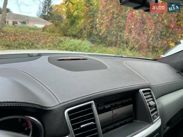 Белый Мерседес М-Класс, объемом двигателя 2.99 л и пробегом 253 тыс. км за 22800 $, фото 45 на Automoto.ua