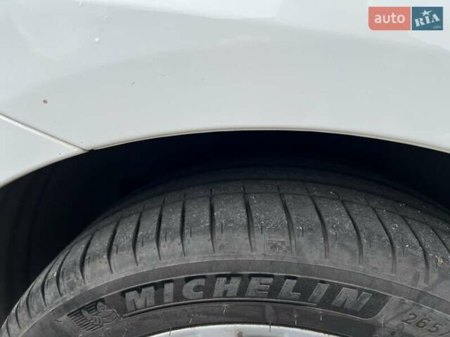 Белый Мерседес М-Класс, объемом двигателя 2.99 л и пробегом 253 тыс. км за 22800 $, фото 13 на Automoto.ua