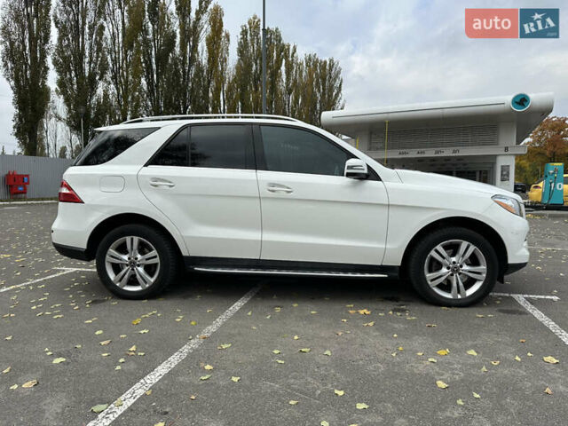 Білий Мерседес М-Клас, об'ємом двигуна 3.5 л та пробігом 196 тис. км за 20900 $, фото 3 на Automoto.ua