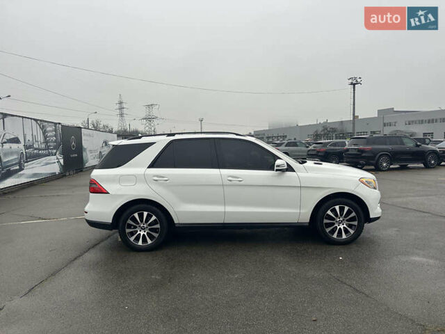 Белый Мерседес М-Класс, объемом двигателя 2.14 л и пробегом 282 тыс. км за 18900 $, фото 29 на Automoto.ua