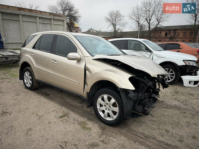 Бежевый Мерседес М-Класс, объемом двигателя 3 л и пробегом 289 тыс. км за 5300 $, фото 9 на Automoto.ua