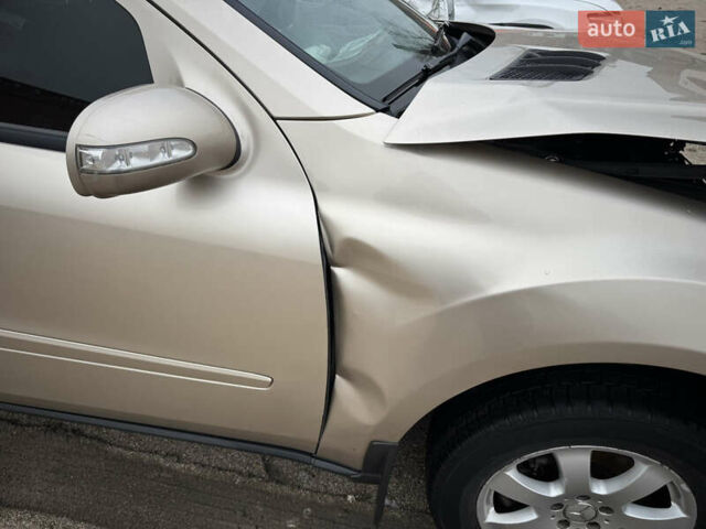 Бежевый Мерседес М-Класс, объемом двигателя 3 л и пробегом 289 тыс. км за 5300 $, фото 20 на Automoto.ua