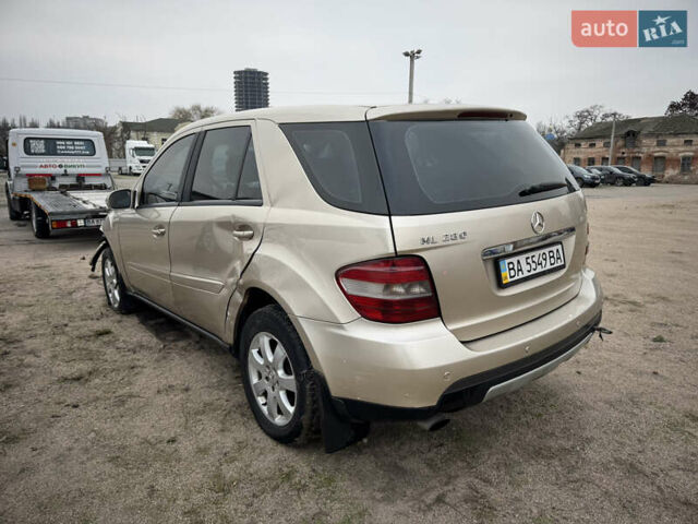 Бежевый Мерседес М-Класс, объемом двигателя 3 л и пробегом 289 тыс. км за 5300 $, фото 4 на Automoto.ua