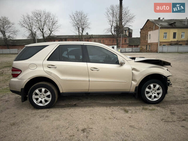 Бежевый Мерседес М-Класс, объемом двигателя 3 л и пробегом 289 тыс. км за 5300 $, фото 8 на Automoto.ua