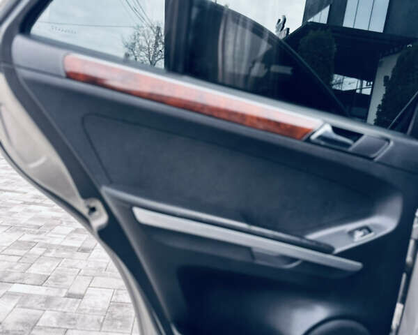 Бежевий Мерседес М-Клас, об'ємом двигуна 0 л та пробігом 350 тис. км за 10500 $, фото 42 на Automoto.ua