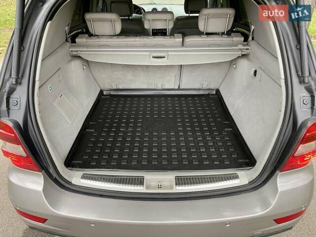 Бежевый Мерседес М-Класс, объемом двигателя 3.5 л и пробегом 167 тыс. км за 11750 $, фото 52 на Automoto.ua