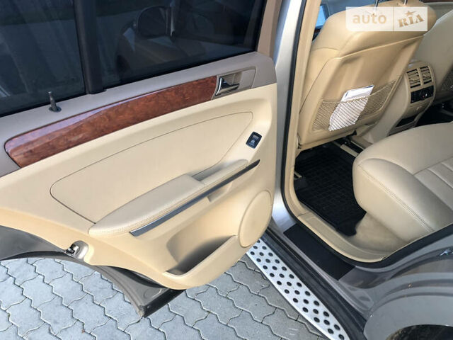 Бежевий Мерседес М-Клас, об'ємом двигуна 3.5 л та пробігом 208 тис. км за 10700 $, фото 19 на Automoto.ua