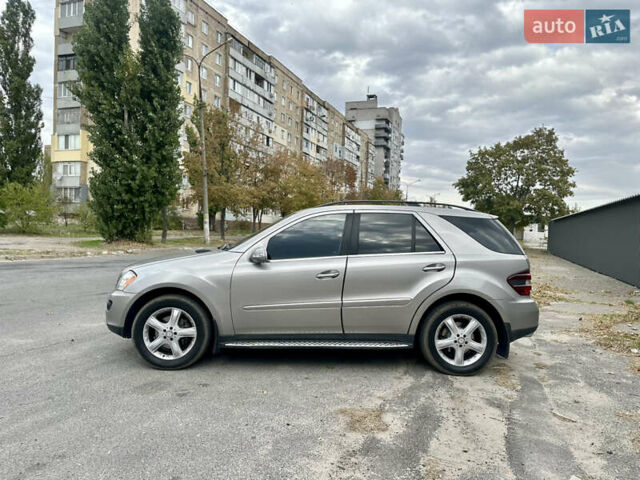Бежевий Мерседес М-Клас, об'ємом двигуна 3.5 л та пробігом 310 тис. км за 10200 $, фото 2 на Automoto.ua