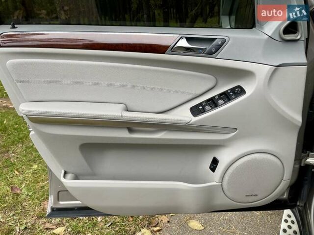 Мерседес М-Клас 2009 у Києві на Automoto.ua Бежевий Мерседес М-Клас, об'ємом двигуна 3.5 л та пробігом 167 тис. км за 11700 $, фото 47 на Automoto.ua