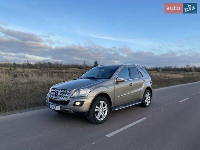 Бежевий Мерседес М-Клас, об'ємом двигуна 3.5 л та пробігом 178 тис. км за 13500 $, фото 2 на Automoto.ua