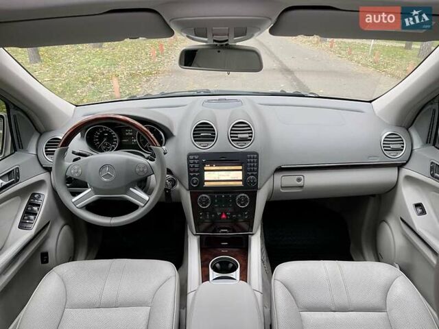 Мерседес М-Клас 2009 у Києві на Automoto.ua Бежевий Мерседес М-Клас, об'ємом двигуна 3.5 л та пробігом 167 тис. км за 11700 $, фото 21 на Automoto.ua