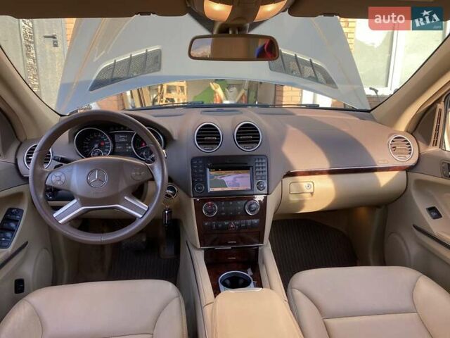 Бежевий Мерседес М-Клас, об'ємом двигуна 3.5 л та пробігом 178 тис. км за 13500 $, фото 14 на Automoto.ua