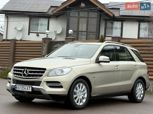 Бежевий Мерседес М-Клас, об'ємом двигуна 2.99 л та пробігом 215 тис. км за 19800 $, фото 6 на Automoto.ua