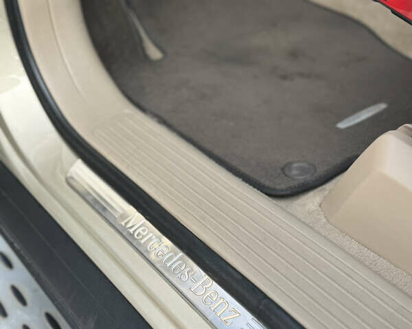 Мерседес М-Класс 2013 в Ровно на Automoto.ua Бежевый Мерседес М-Класс, объемом двигателя 2.99 л и пробегом 235 тыс. км за 21650 $, фото 22 на Automoto.ua