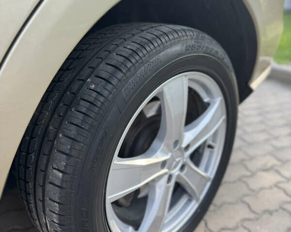 Мерседес М-Класс 2013 в Ровно на Automoto.ua Бежевый Мерседес М-Класс, объемом двигателя 2.99 л и пробегом 235 тыс. км за 21650 $, фото 6 на Automoto.ua