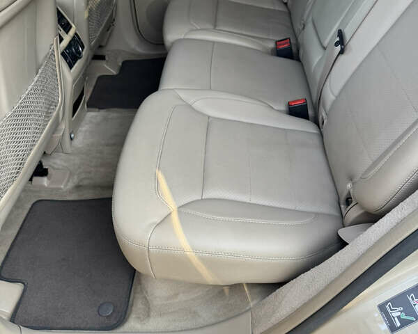 Мерседес М-Класс 2013 в Ровно на Automoto.ua Бежевый Мерседес М-Класс, объемом двигателя 2.99 л и пробегом 235 тыс. км за 21650 $, фото 13 на Automoto.ua