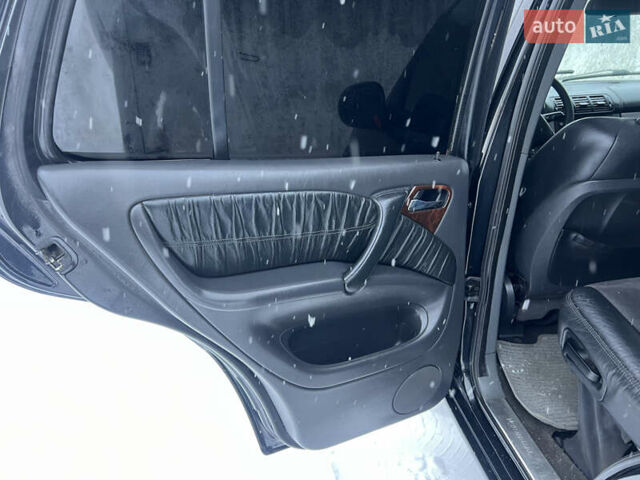 Чорний Мерседес М-Клас, об'ємом двигуна 3.2 л та пробігом 380 тис. км за 4950 $, фото 39 на Automoto.ua