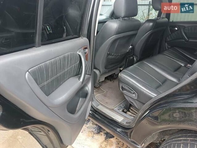 Чорний Мерседес М-Клас, об'ємом двигуна 2.69 л та пробігом 379 тис. км за 6800 $, фото 1 на Automoto.ua