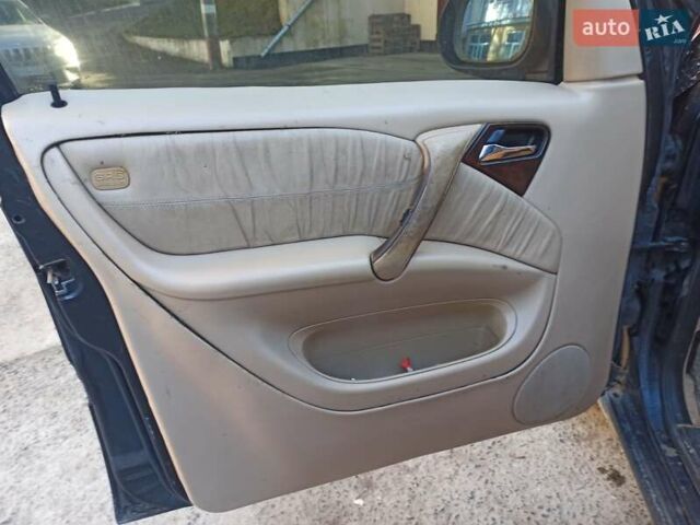 Черный Мерседес М-Класс, объемом двигателя 3.2 л и пробегом 383 тыс. км за 3680 $, фото 14 на Automoto.ua