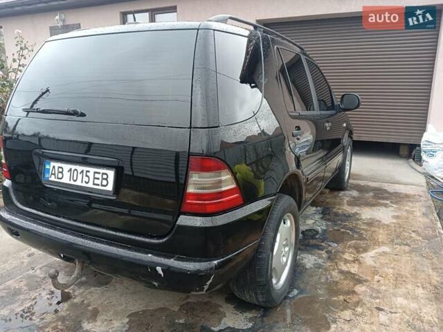 Чорний Мерседес М-Клас, об'ємом двигуна 2.69 л та пробігом 379 тис. км за 6800 $, фото 5 на Automoto.ua