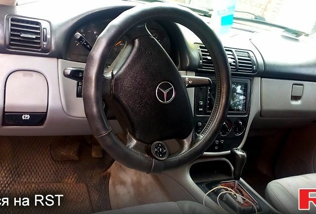 Чорний Мерседес М-Клас, об'ємом двигуна 2.7 л та пробігом 135 тис. км за 6000 $, фото 1 на Automoto.ua