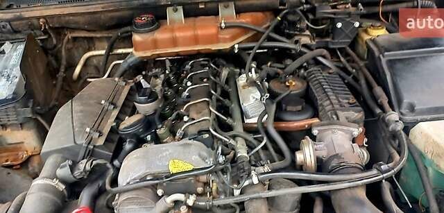 Чорний Мерседес М-Клас, об'ємом двигуна 2.7 л та пробігом 135 тис. км за 6000 $, фото 4 на Automoto.ua