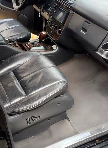 Черный Мерседес М-Класс, объемом двигателя 4.3 л и пробегом 380 тыс. км за 8200 $, фото 11 на Automoto.ua