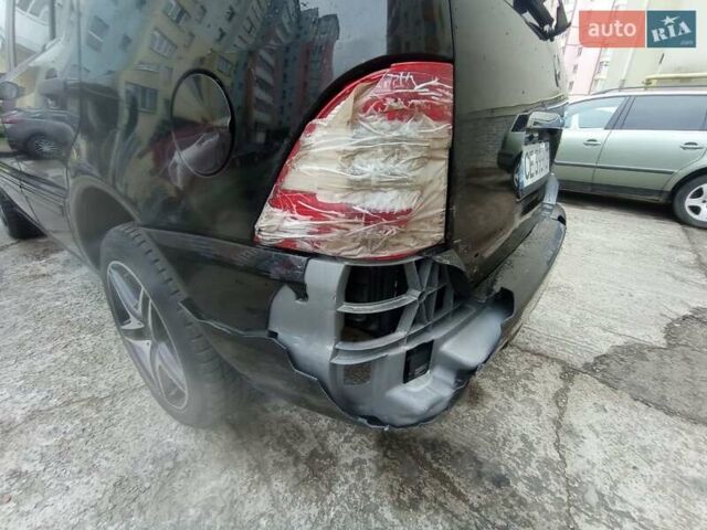 Чорний Мерседес М-Клас, об'ємом двигуна 2.7 л та пробігом 270 тис. км за 5500 $, фото 5 на Automoto.ua