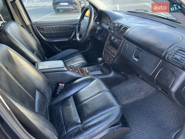 Чорний Мерседес М-Клас, об'ємом двигуна 2.7 л та пробігом 288 тис. км за 6990 $, фото 6 на Automoto.ua