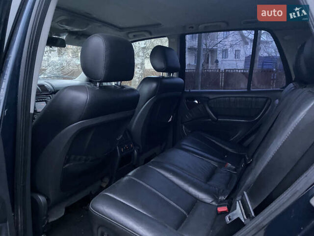 Черный Мерседес М-Класс, объемом двигателя 2.69 л и пробегом 268 тыс. км за 4800 $, фото 4 на Automoto.ua