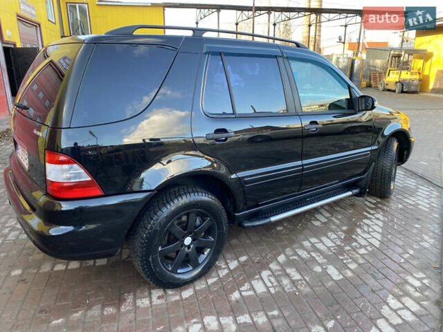 Мерседес М-Класс 2003 в Бориславе на Automoto.ua Черный Мерседес М-Класс, объемом двигателя 3.7 л и пробегом 270 тыс. км за 6500 $, фото 5 на Automoto.ua