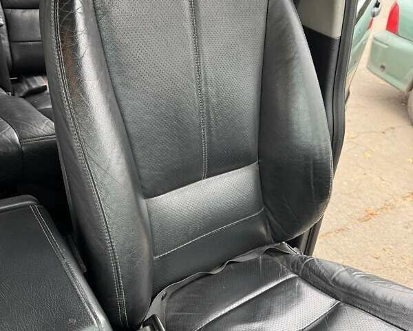 Черный Мерседес М-Класс, объемом двигателя 2.7 л и пробегом 382 тыс. км за 4900 $, фото 14 на Automoto.ua